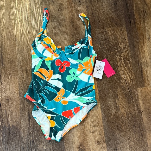 NWT Women’s one piece Vince Camuto - Picture 1 of 6